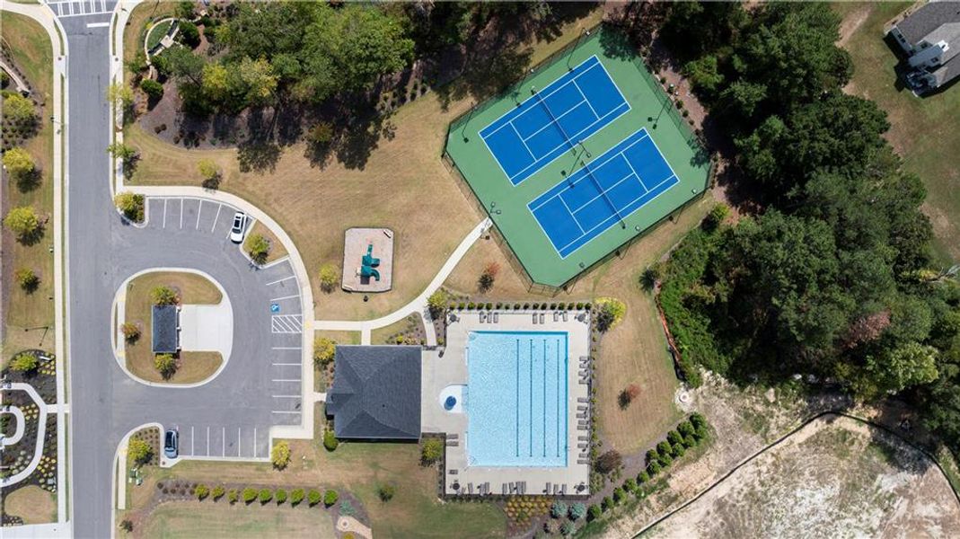 Community amenities in Water Oak Estates, Lawrenceville (Image 47).
