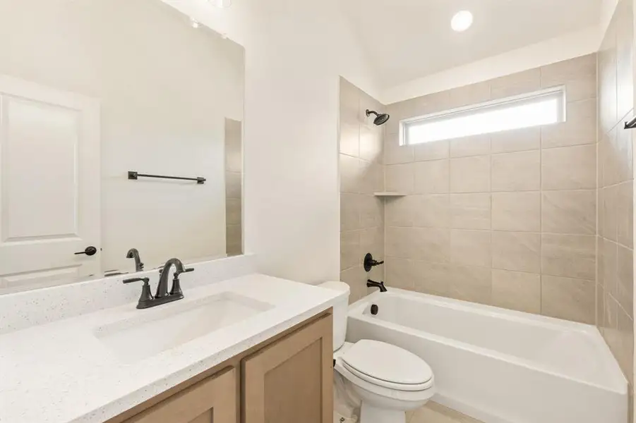 Furnished interior view inside a new home in Waverly Estates, Josephine (Image 5).