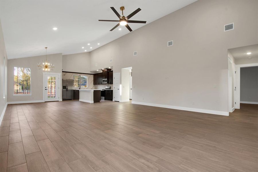 Spacious, unfurnished interior of a new home in , Bastrop (Image 33).