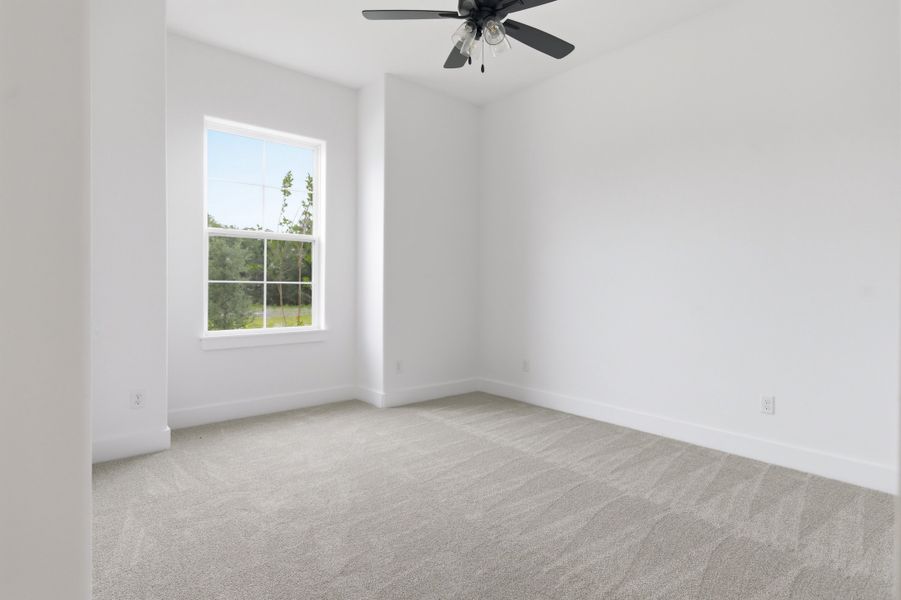 Spacious, unfurnished interior of a new home in Oakmont, Bryan (Image 24).