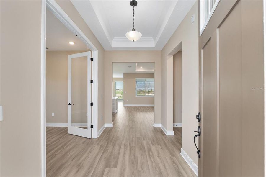 Spacious, unfurnished interior of a new home in , Ocala (Image 23).