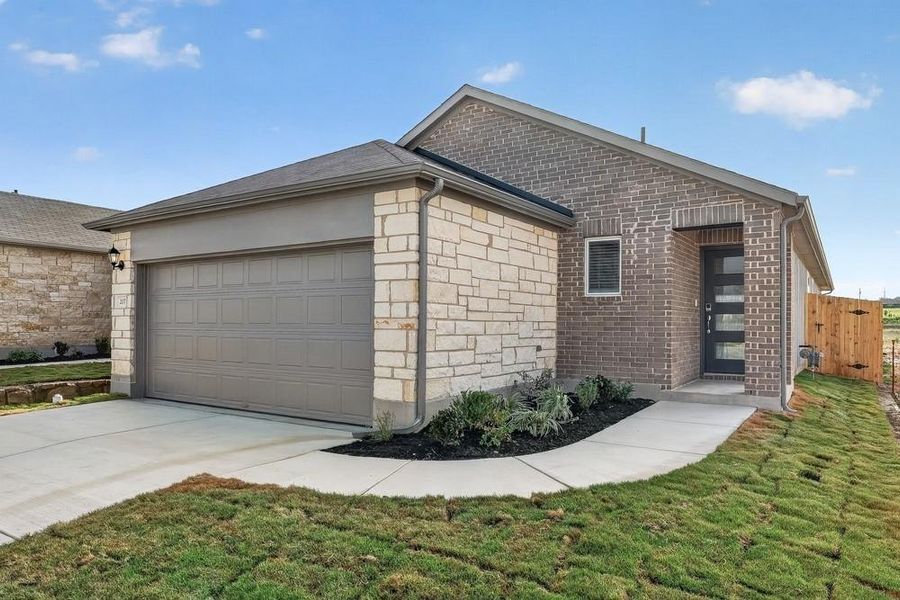 207 Bayou Mint Boulevard ~ Ready Now 207 Bayou Mint Boulevard ~ Ready Now