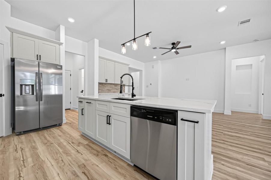 Furnished interior view inside a new home in , Conroe (Image 17).