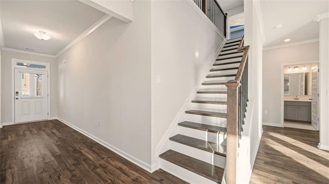 Spacious, unfurnished interior of a new home in Water Oak Estates, Lawrenceville (Image 19).