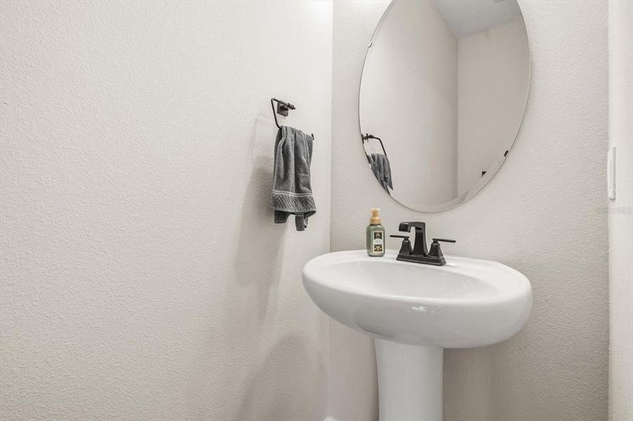 Close-up of interior finishes inside a home in Seasons at Lakeside Forest, Tavares (Image 20).