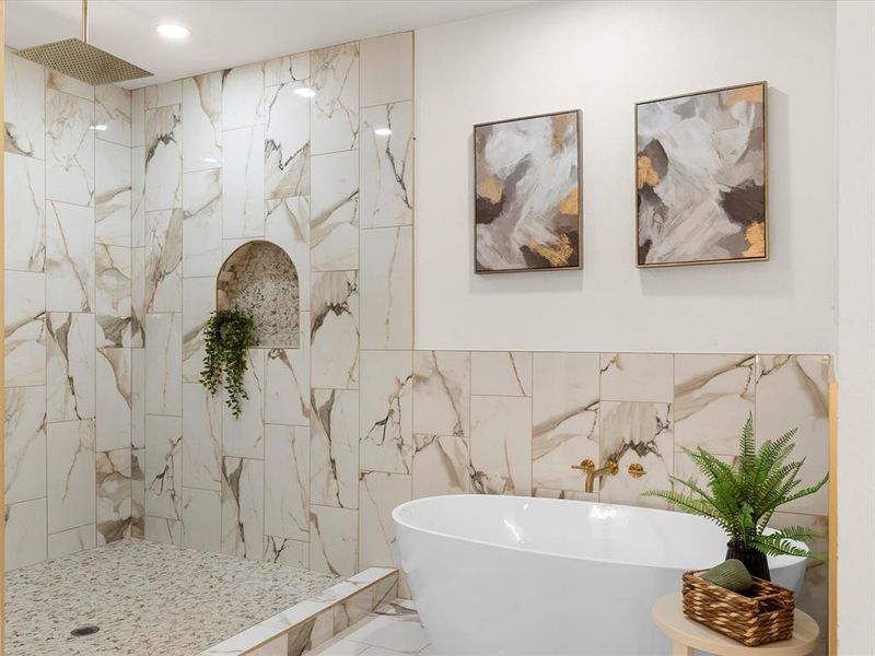 Furnished interior view inside a new home in , Fort Worth (Image 8).