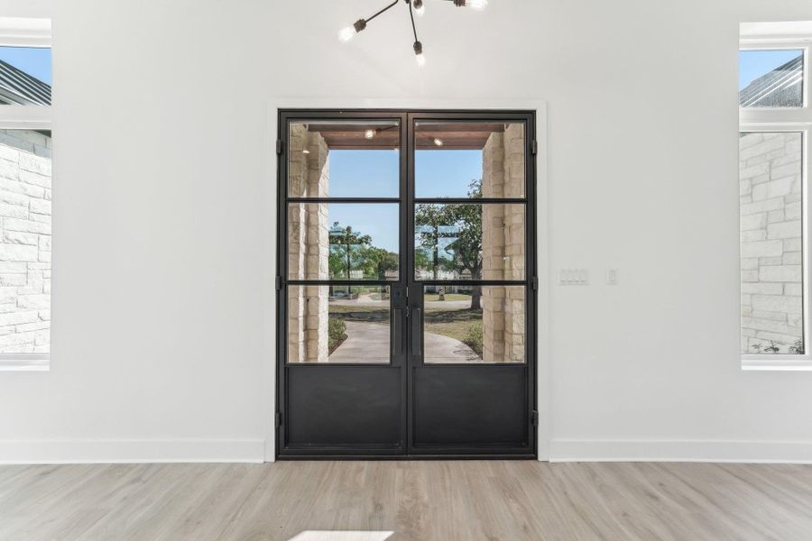 Step inside to soaring ceilings, natural light, and effortless elegance. Step inside to soaring ceilings, natural light, and effortless elegance.