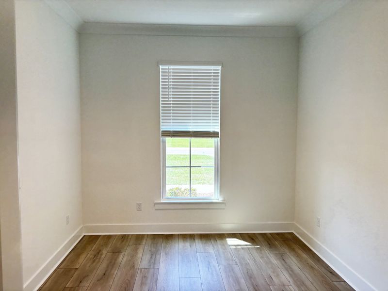 Spacious, unfurnished interior of a new home in Houston Place, Crestview (Image 14).