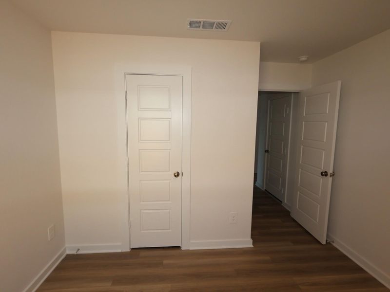 Spacious, unfurnished interior of a new home in Pinewood at Grand Texas, New Caney (Image 8). Spacious, unfurnished interior of a new home in Pinewood at Grand Texas, New Caney (Image 8).
