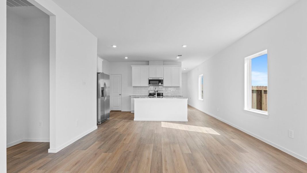 Image 21 representing the Florence by D.R. Horton in Caldwell Crossing, Iowa Colony, TX.