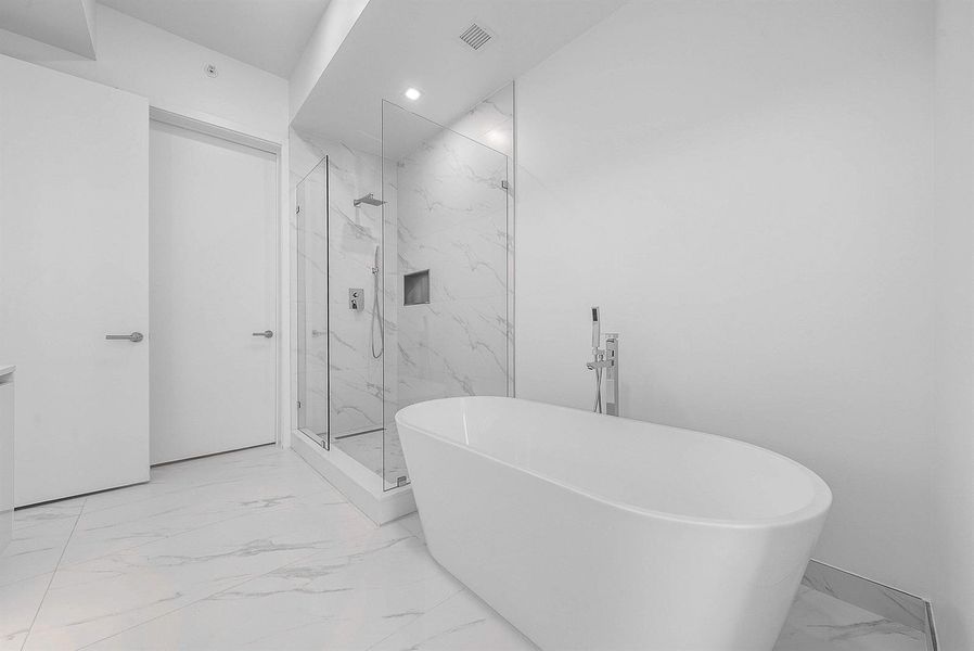PRIMARY ENSUITE