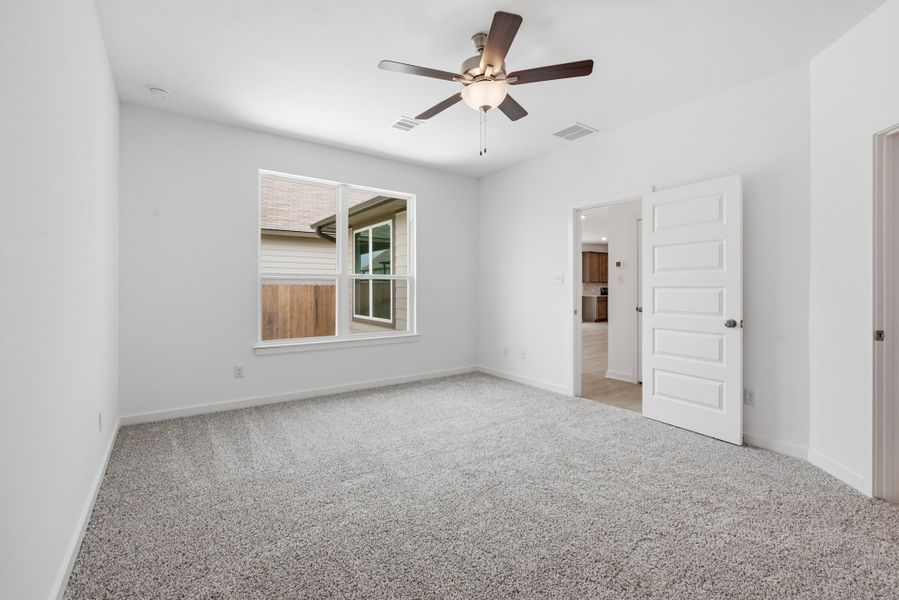 Spacious, unfurnished interior of a new home in Gourd Creek, Bryan (Image 9). Spacious, unfurnished interior of a new home in Gourd Creek, Bryan (Image 9).