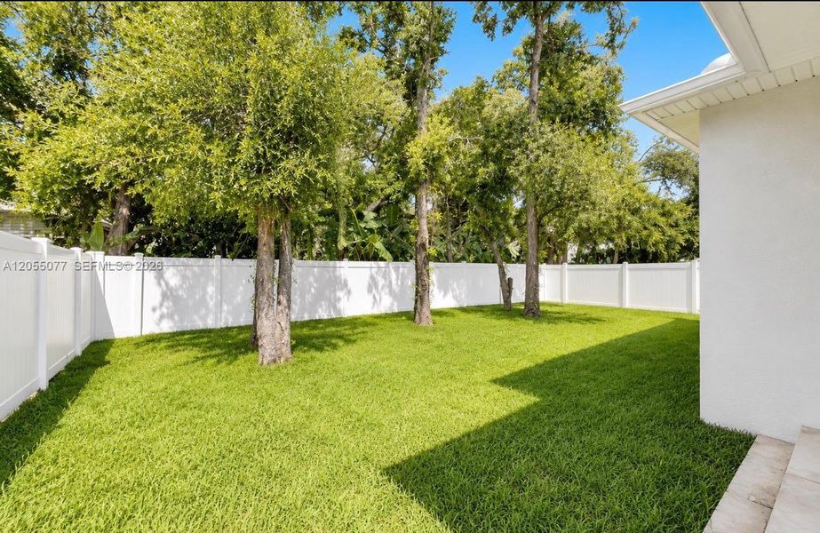 Exterior details and patio area of a home in , Tampa (Image 2). Exterior details and patio area of a home in , Tampa (Image 2).