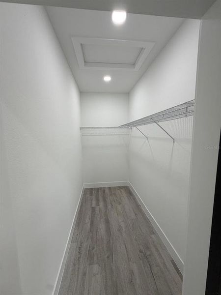 Spacious, unfurnished interior of a new home in , Summerfield (Image 19).