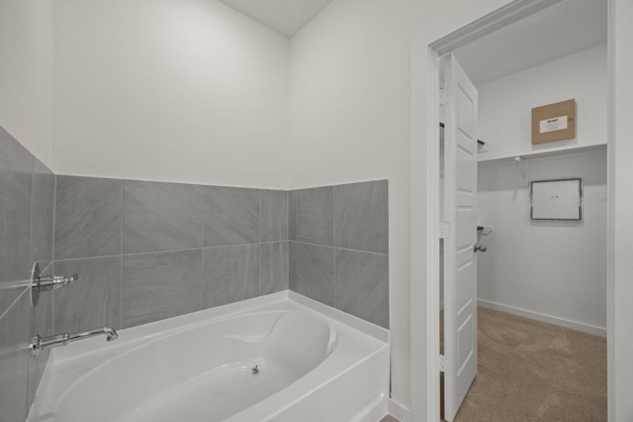 Furnished interior view inside a new home in Creekhaven, Rosharon (Image 12).