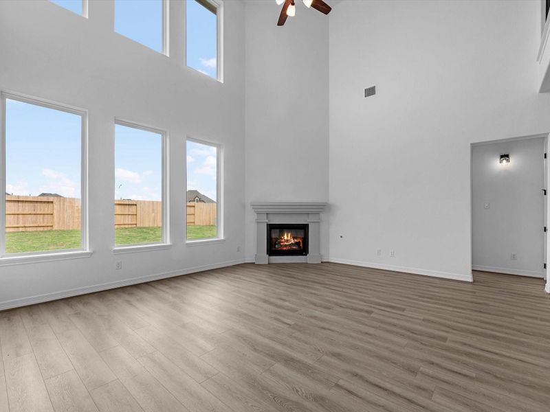 Spacious, unfurnished interior of a new home in Wildrye, Waller (Image 18).