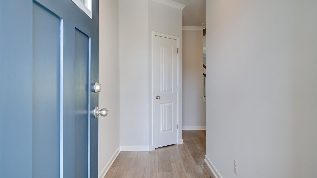 Spacious, unfurnished interior of a new home in Langley Overlook, Loganville (Image 18).