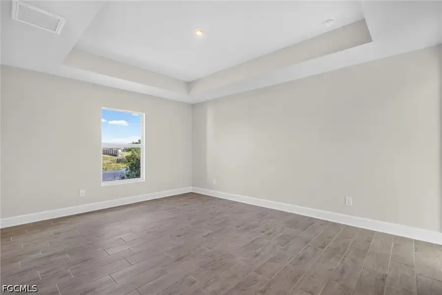 Spacious, unfurnished interior of a new home in Cape Coral, Cape Coral (Image 22). Spacious, unfurnished interior of a new home in Cape Coral, Cape Coral (Image 22).
