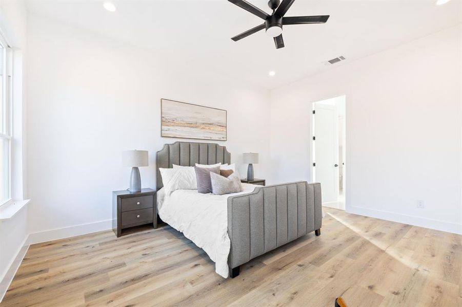 Furnished interior view inside a new home in , Dallas (Image 18).