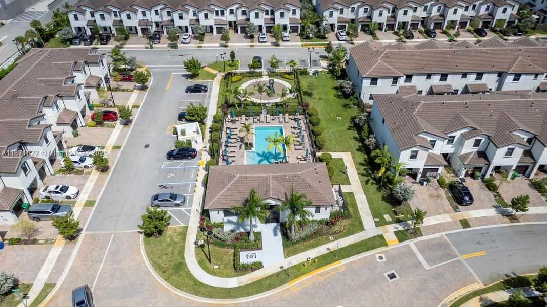 Image 33 of a home in .