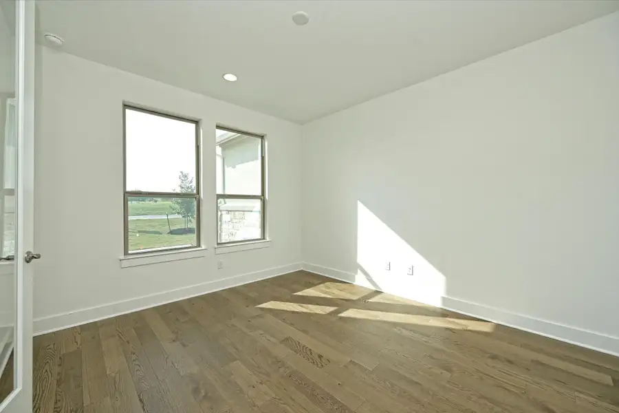Representative unfurnished interior of a home built from the Llano II by Giddens Homes in Whispering Wind, Bertram (Image 106). Representative unfurnished interior of a home built from the Llano II by Giddens Homes in Whispering Wind, Bertram (Image 106).