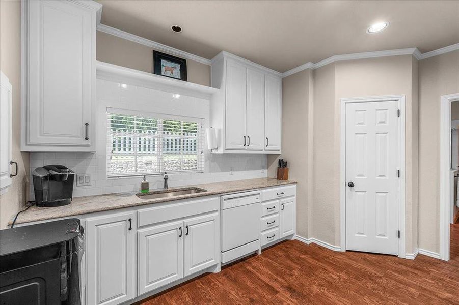 Furnished interior view inside a new home in , Weatherford (Image 18). Furnished interior view inside a new home in , Weatherford (Image 18).