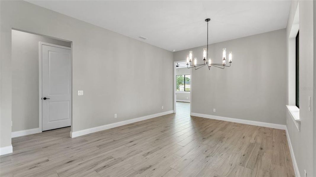 Spacious, unfurnished interior of a new home in , Lakeland (Image 50).