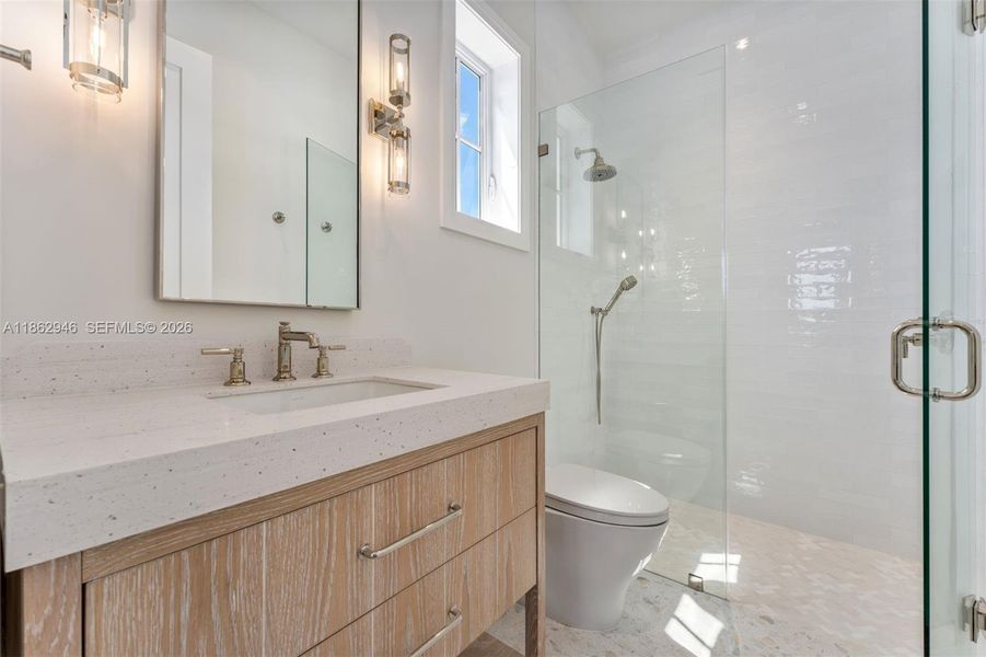 Furnished interior view inside a new home in , South Miami (Image 30).