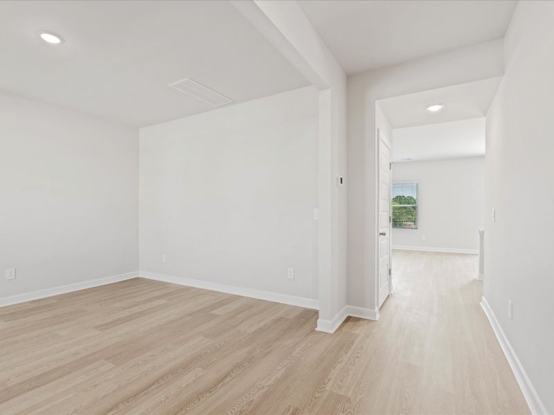Spacious, unfurnished interior of a new home in Collier Ridge, Moore (Image 12).