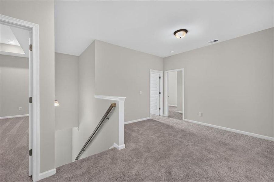 Spacious, unfurnished interior of a new home in Jones Ridge, Dallas (Image 30).