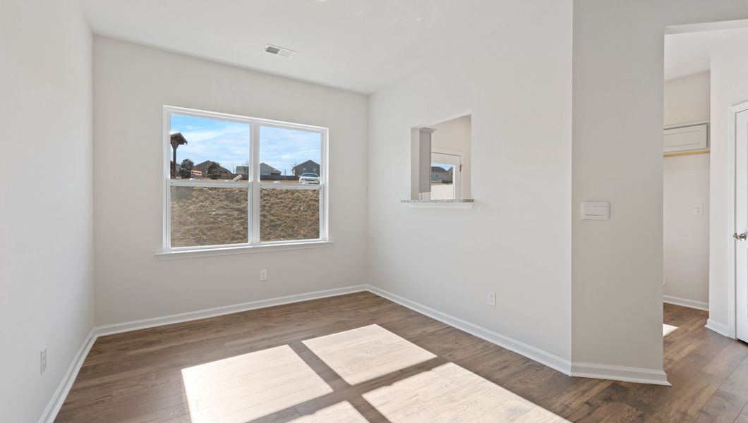 Spacious, unfurnished interior of a new home in Covington Village, Greer (Image 16).