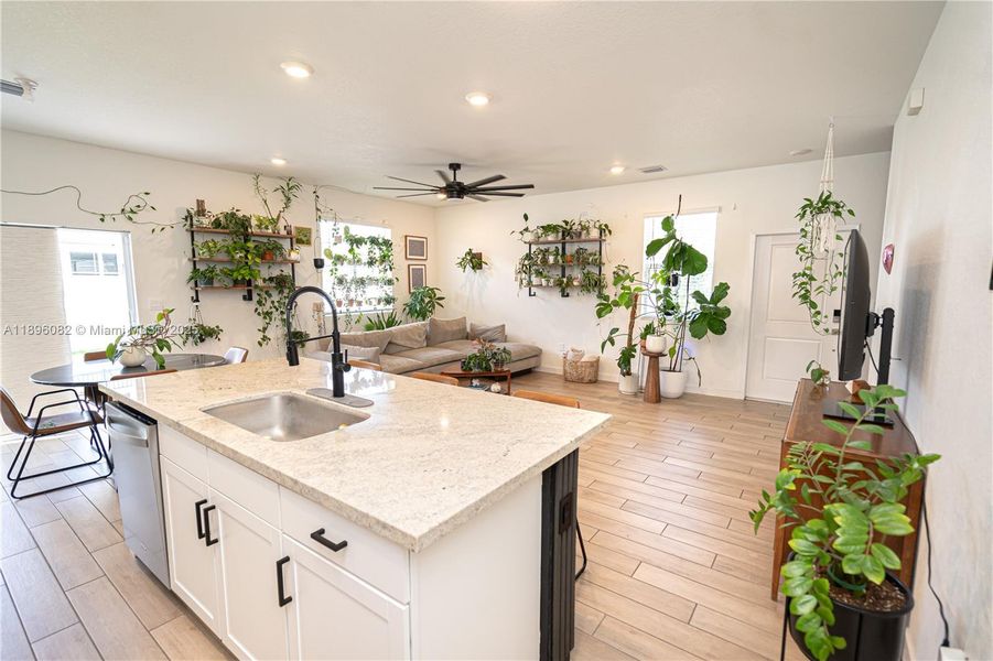 Furnished interior view inside a new home in , Homestead (Image 37).