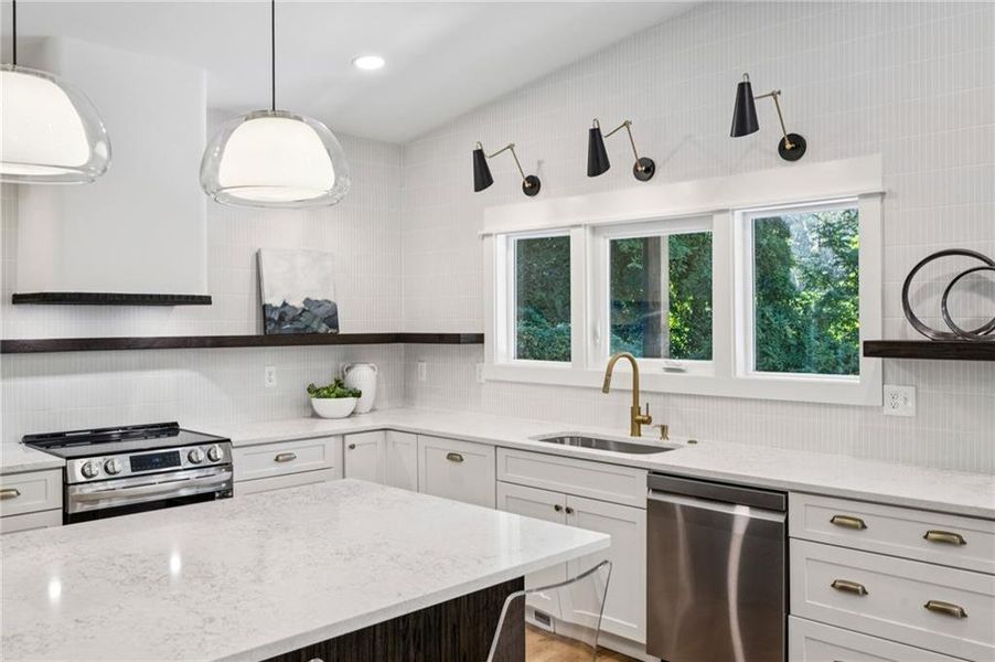 Furnished interior view inside a new home in , Decatur (Image 10).