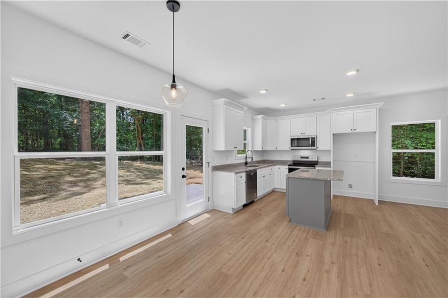 Image 49 of a home in .