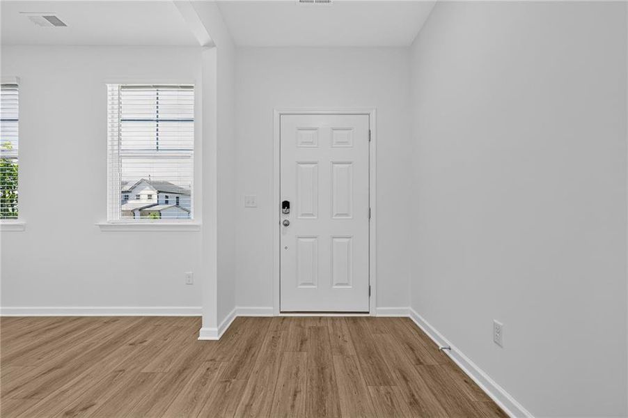 Spacious, unfurnished interior of a new home in Apalachee Hills, Bethlehem (Image 16). Spacious, unfurnished interior of a new home in Apalachee Hills, Bethlehem (Image 16).
