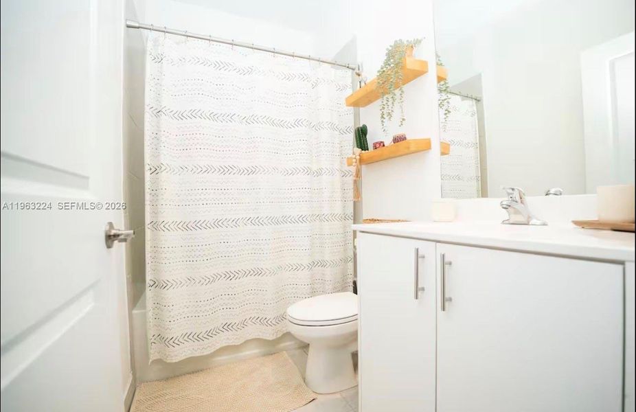 Furnished interior view inside a new home in , Homestead (Image 18).