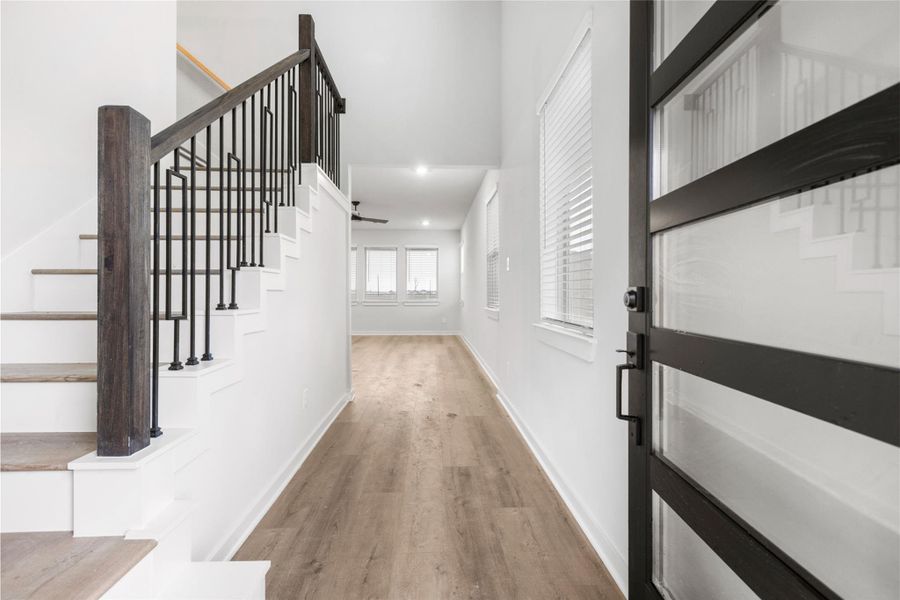 Spacious, unfurnished interior of a new home in Glendale Lakes, Rosharon (Image 29). Spacious, unfurnished interior of a new home in Glendale Lakes, Rosharon (Image 29).