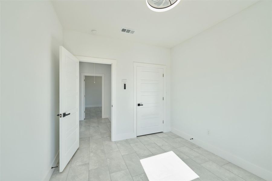 Spacious, unfurnished interior of a new home in , Cleveland (Image 22).