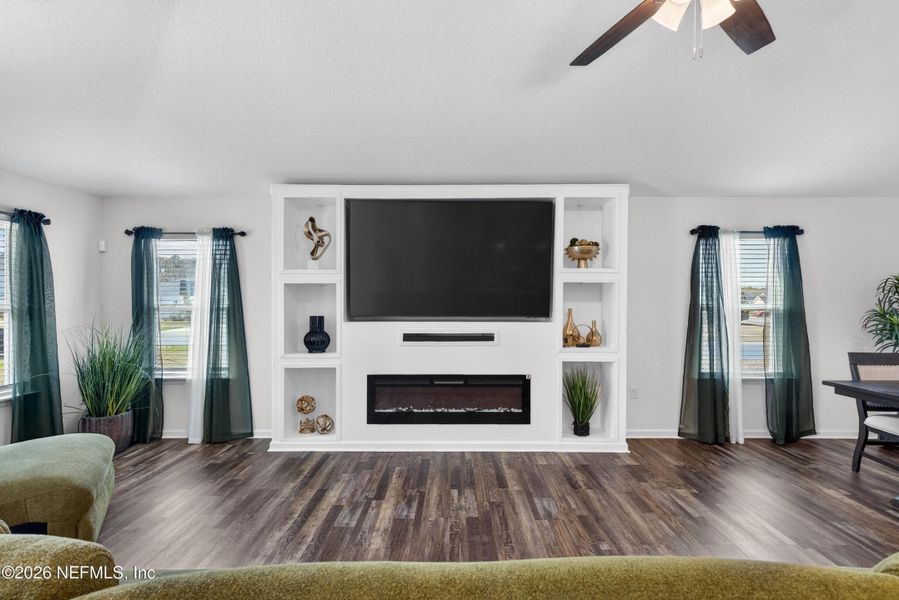 Furnished interior view inside a new home in , Jacksonville (Image 39).