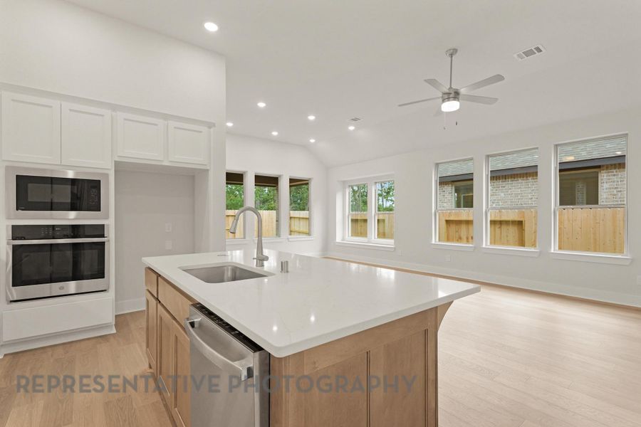 Furnished interior view inside a new home in Evergreen, Conroe (Image 6). Furnished interior view inside a new home in Evergreen, Conroe (Image 6).