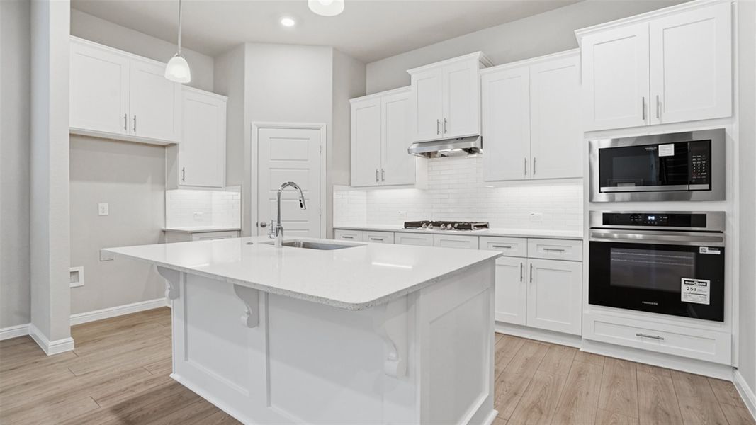 Furnished interior view inside a new home in Eden Ranch, Arlington (Image 4).