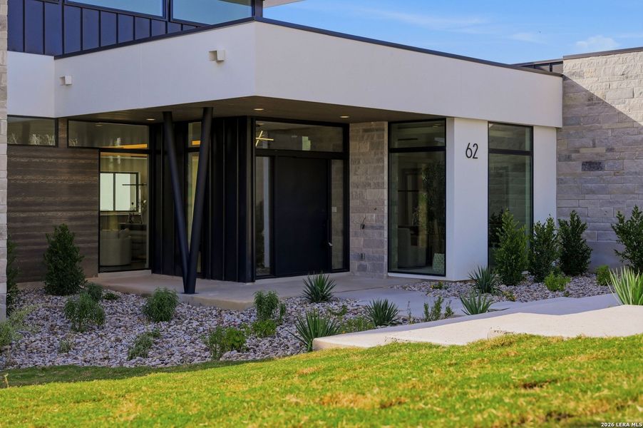 Exterior details and patio area of a home in , San Antonio (Image 29).