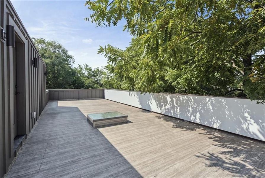 Exterior details and patio area of a home in , Atlanta (Image 23).