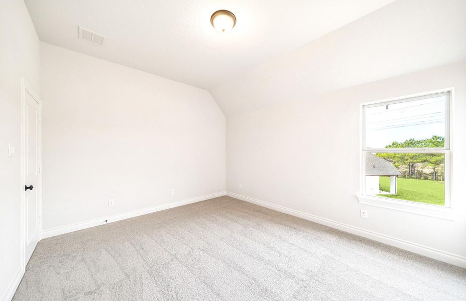 Spacious, unfurnished interior of a new home in Bridgeland 60′, Cypress (Image 28).