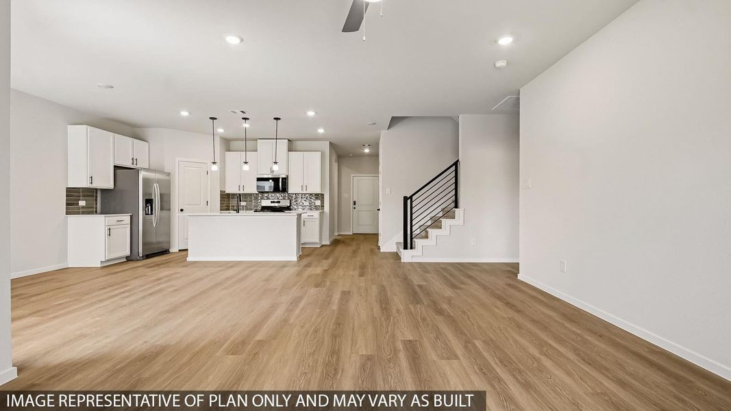 Spacious, unfurnished interior of a new home in Sunterra, Katy (Image 9). Spacious, unfurnished interior of a new home in Sunterra, Katy (Image 9).