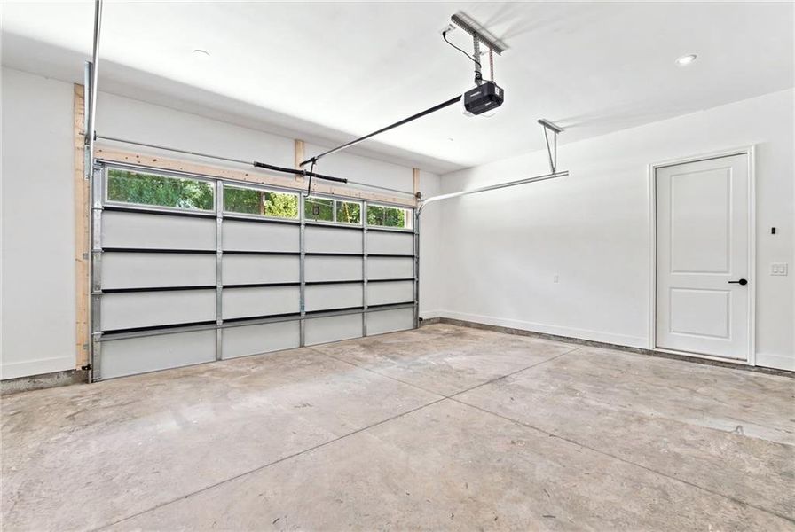 Spacious, unfurnished interior of a new home in , Sugar Hill (Image 44).