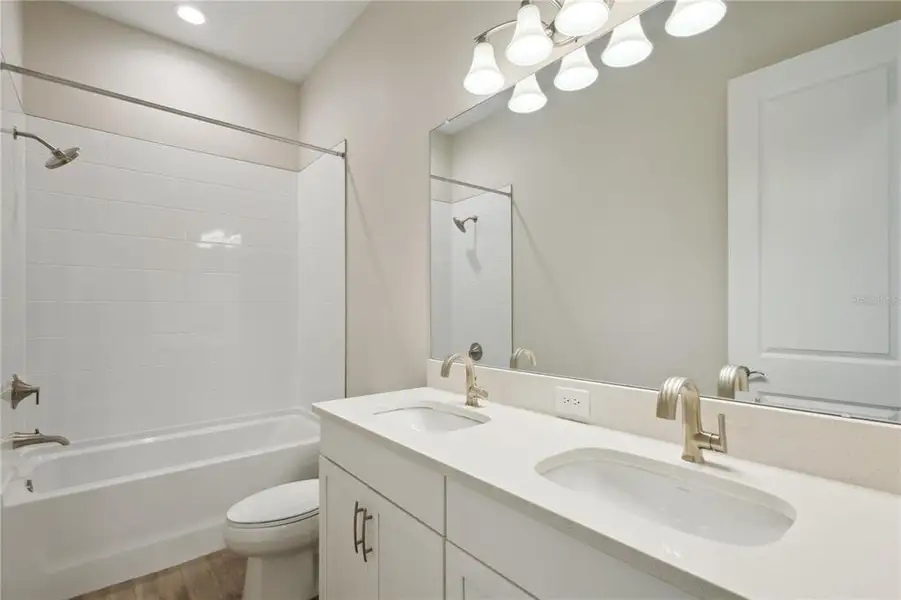 Furnished interior view inside a new home in Triple Creek, Riverview (Image 5).