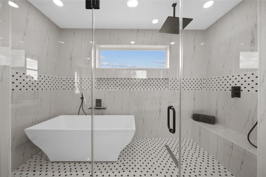 Lavish shower & tub combo Lavish shower & tub combo