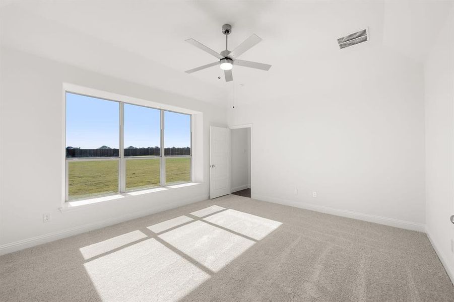 Spacious, unfurnished interior of a new home in Coyote Crossing, Godley (Image 32).