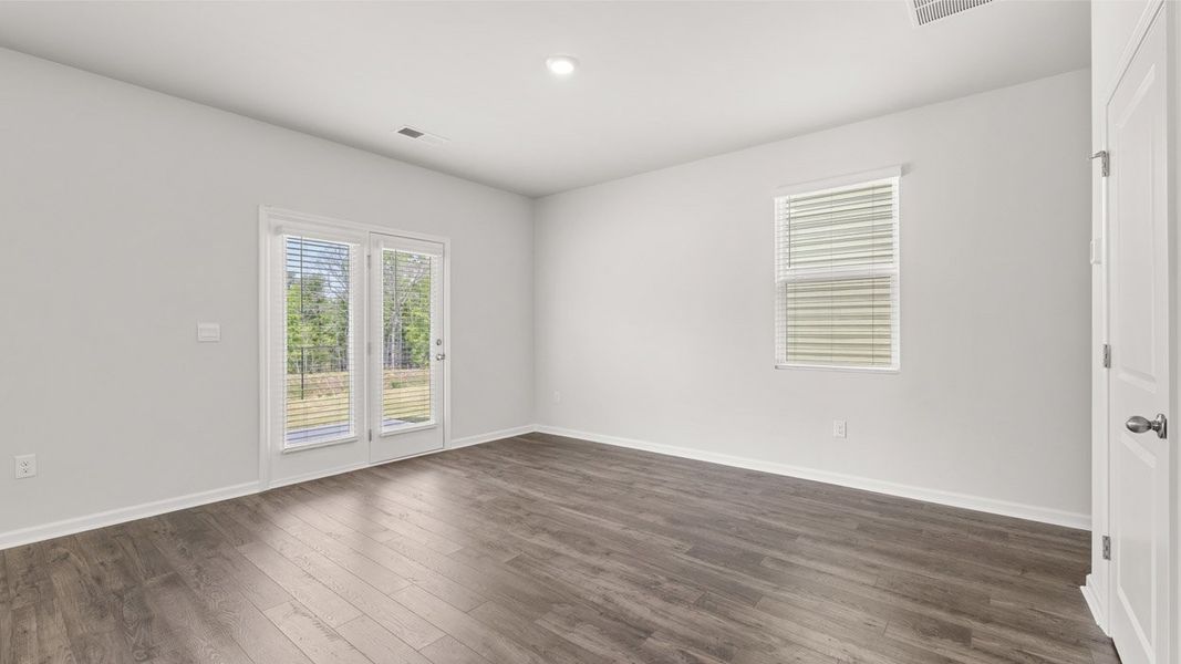 Spacious, unfurnished interior of a new home in The Islands, Beech Island (Image 14).